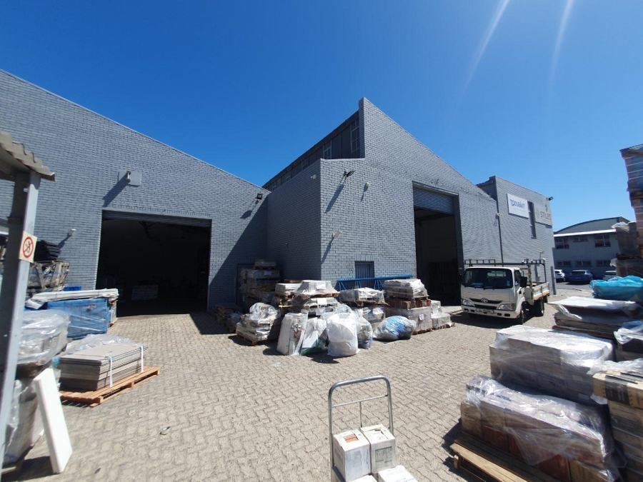 To Let commercial Property for Rent in Paarden Eiland Western Cape